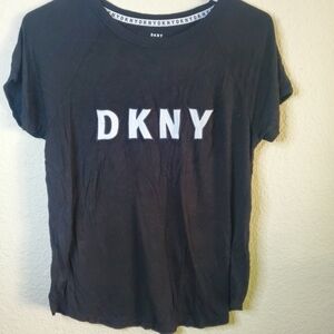 DKNY Black Short Sleeve Small T Shirt Y2K Chic Preppy Classic Logo Flowy Comfort
